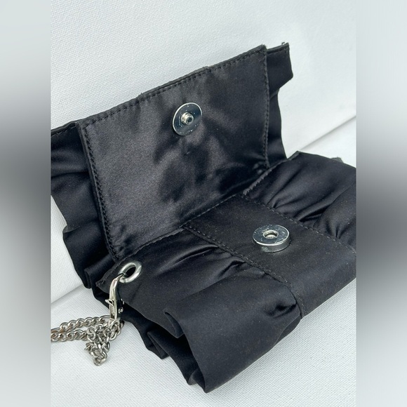 White House Black Market formal Wristlet with bow - Picture 6 of 13